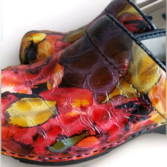 Dansko Patent Leather Clogs Women’s 6.5  XP Multi Floral  Work Slip Resistant - Picture 7 of 12